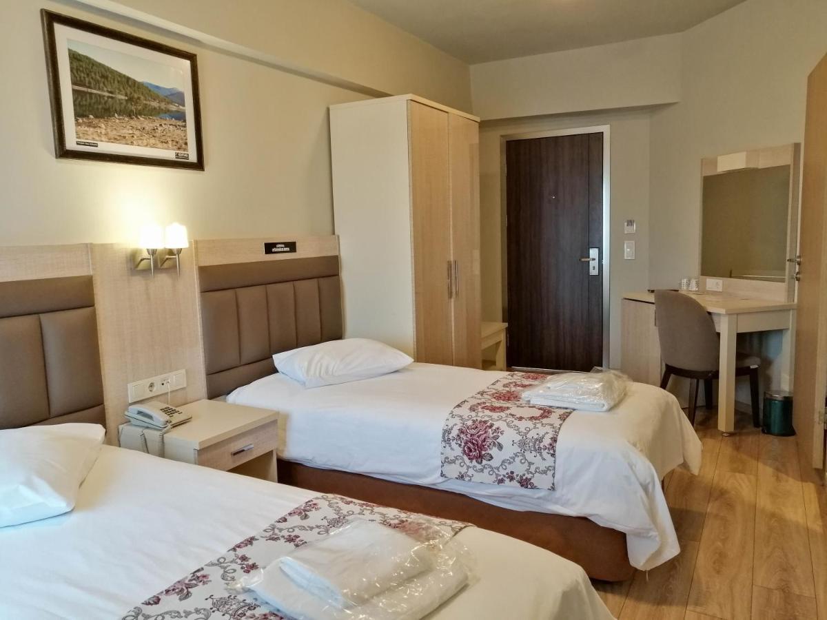Bolu Grand Koeroglu Otel מראה חיצוני תמונה